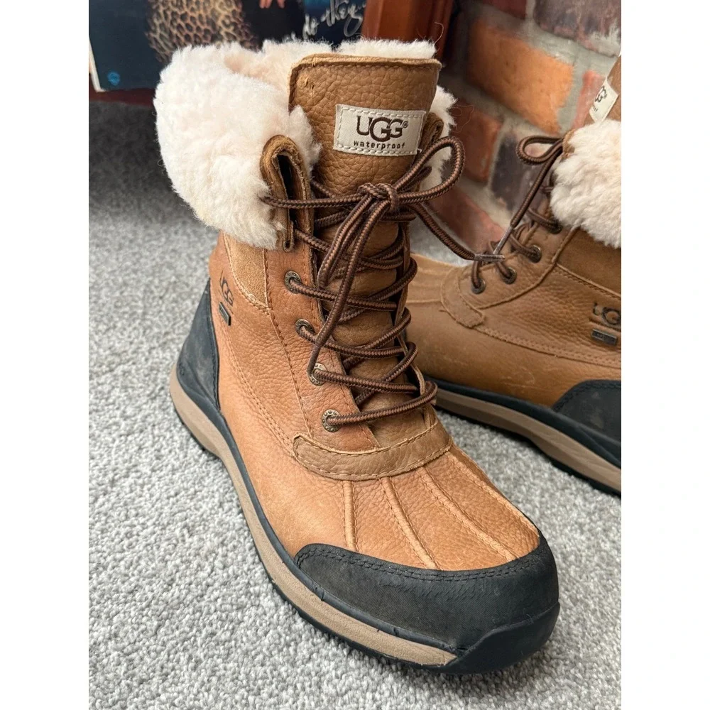 UGG‎ Australia Adirondack III Women's Boots - Chestnut, US 9.5